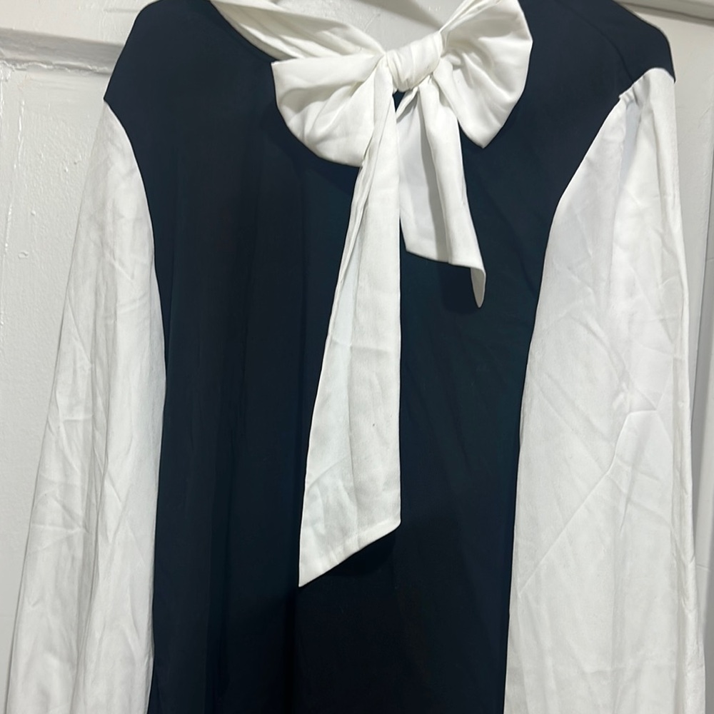 Black and White Tie Front Long Sleeve Blouse